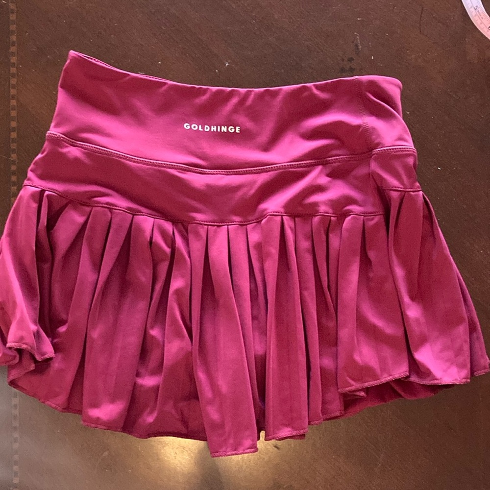 Pink Bubble Mini Skirt with Pleated Design for Athletic Wear